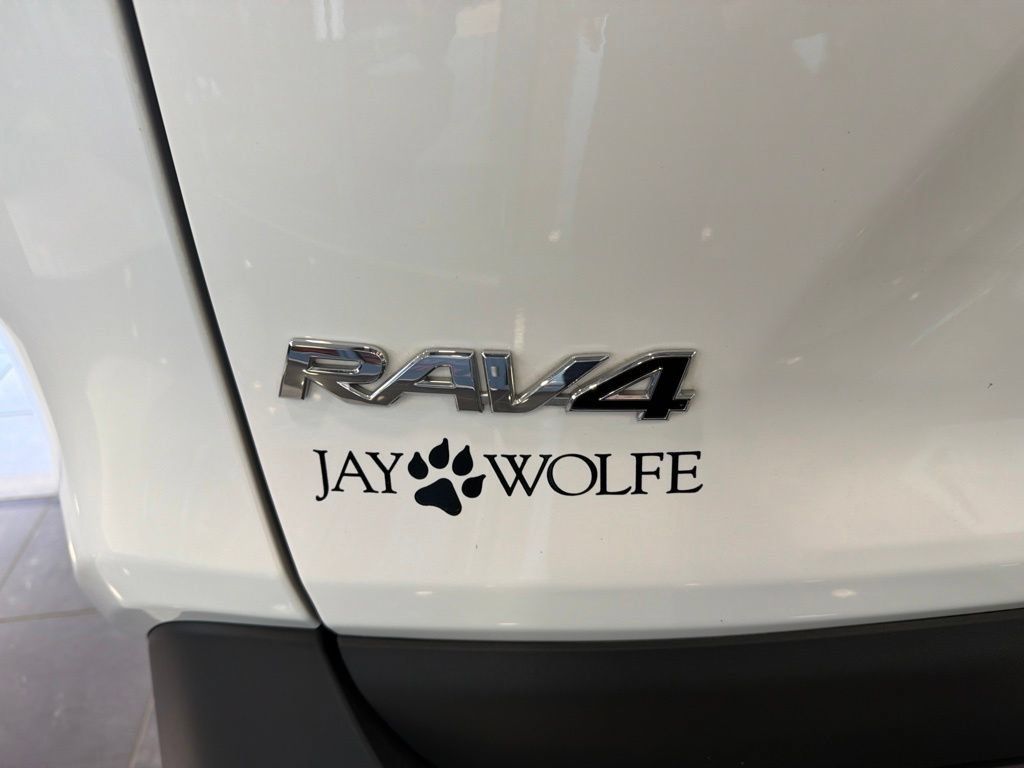 Certified 2025 Toyota RAV4 XLE w/ Convenience Package AWD/4WD image 24