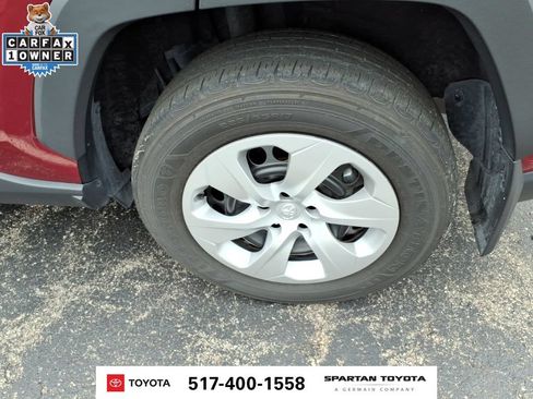 Used 2024 Toyota RAV4 LE FWD image 9
