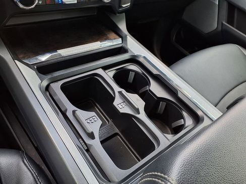 Used 2024 Ford F250 Lariat w/ Black Appearance Package image 30