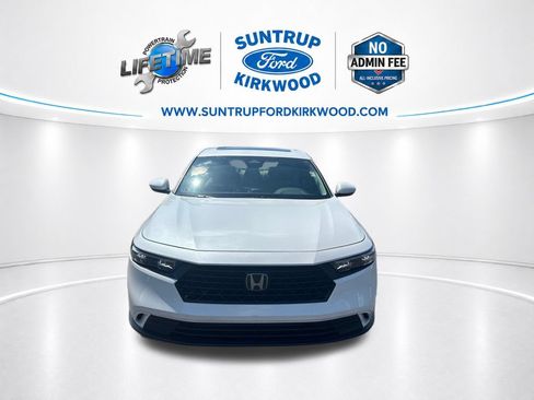 Used 2024 Honda Accord EX image 10