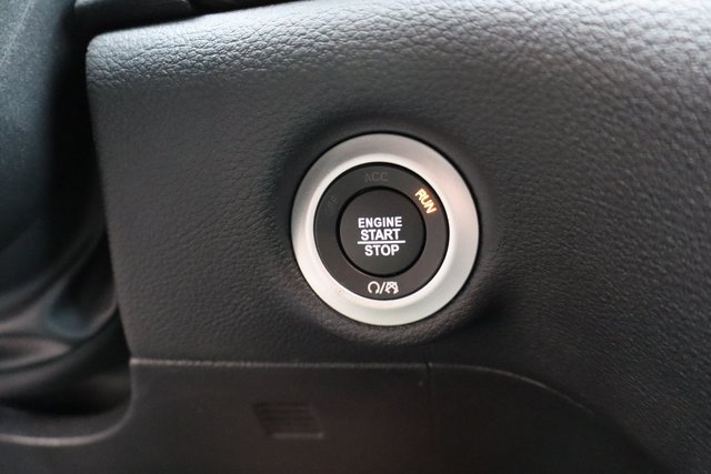 New 2026 Chrysler Pacifica Select AWD/4WD image 16