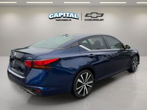 Used 2022 Nissan Altima 2.5 SR image 5
