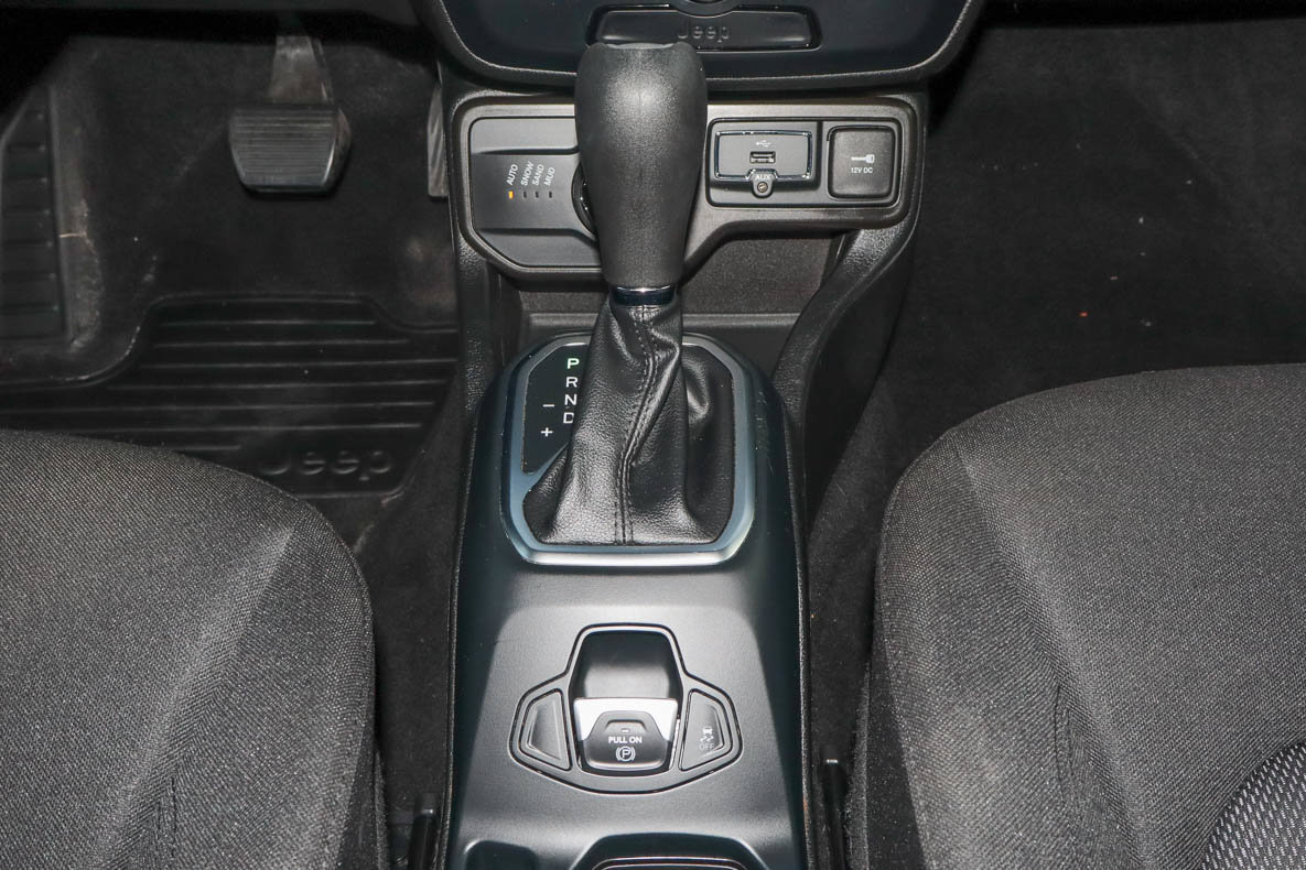 Used 2020 Jeep Renegade Sport AWD/4WD image 19