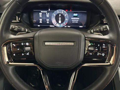 Used 2025 Land Rover Range Rover Velar Dynamic SE image 24