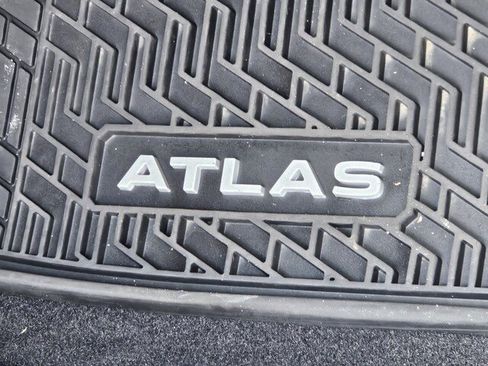 Used 2019 Volkswagen Atlas SE FWD image 42