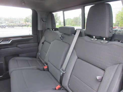 New 2026 GMC Sierra 3500 SLE w/ SLE Value Package image 15