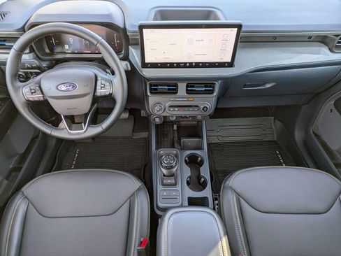 Certified 2025 Ford Maverick Lobo image 12