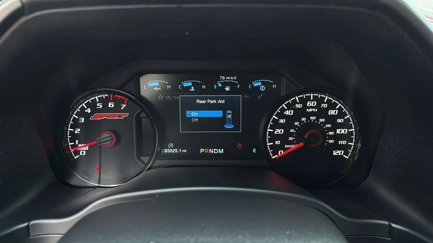 Used 2019 Ford F150 Lariat w/ Equipment Group 502A Luxury AWD/4WD image 13