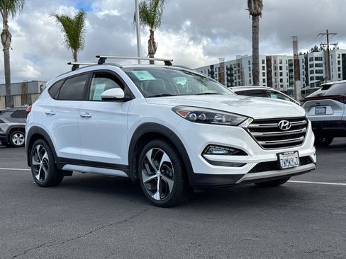 Used 2017 Hyundai Tucson Limited image 4