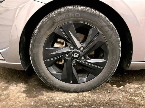 Used 2022 Hyundai Elantra SEL w/ Cargo Package image 8