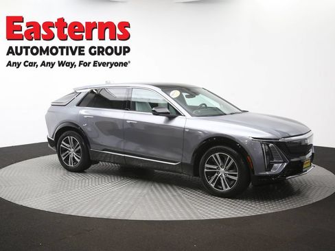 Used 2023 Cadillac Lyriq 2WD image 52