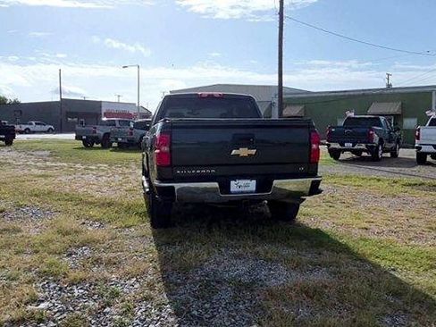 Used 2018 Chevrolet Silverado 1500 LT w/ LT Eassist Package RWD image 7