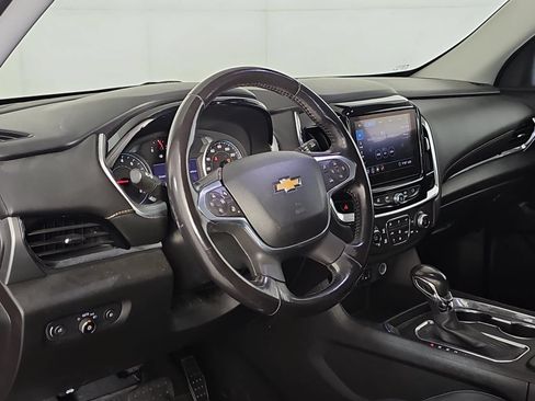 Used 2021 Chevrolet Traverse LT FWD image 15