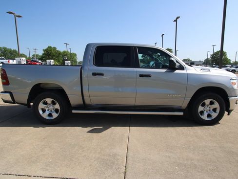 Used 2024 RAM 1500 Big Horn AWD/4WD image 4