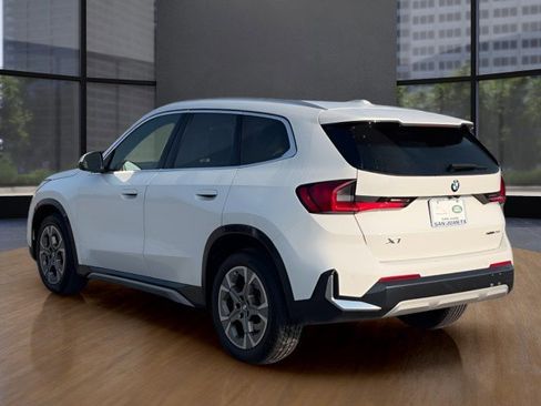 Used 2025 BMW X1 xDrive28i image 3