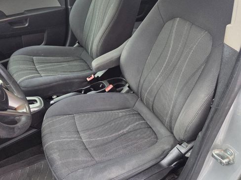 Used 2014 Chevrolet Sonic LT image 21