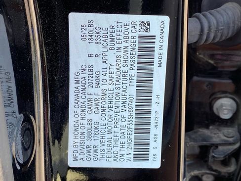 Used 2025 Honda Civic Sport image 30