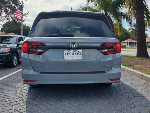 Used 2023 Honda Odyssey Sport image 5
