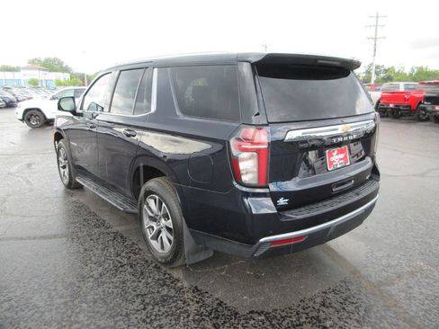 Used 2022 Chevrolet Tahoe LT w/ Luxury Package AWD/4WD image 9