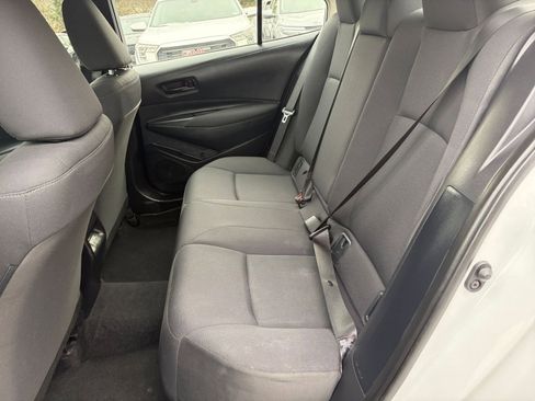 Used 2025 Toyota Corolla LE image 23