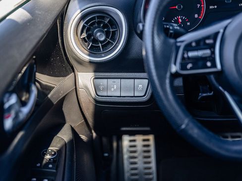 Used 2023 Kia Forte GT-Line image 24