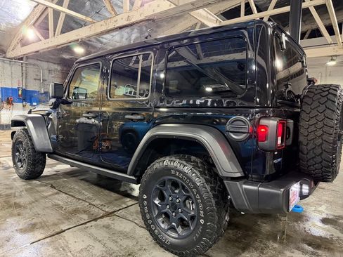 Used 2023 Jeep Wrangler Unlimited w/ Sun & Screen Package AWD/4WD image 8