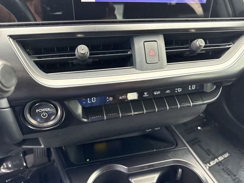 Used 2024 Lexus UX 250h FWD w/ Premium Package image 19