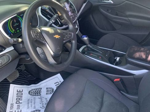 Used 2018 Chevrolet Volt LT image 15