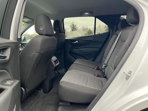 Used 2024 Chevrolet Equinox LT image 37