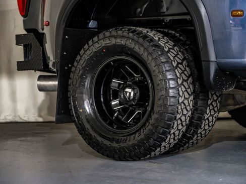 Used 2020 GMC Sierra 3500 Denali w/ Denali Ultimate Package image 51