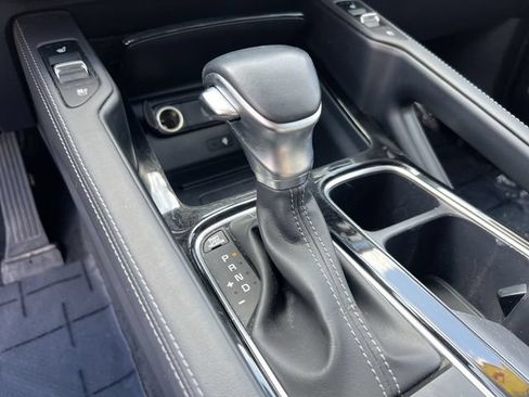 Used 2022 Kia Telluride EX w/ EX Premium Package FWD image 18