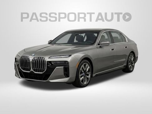 Used 2023 BMW 740i RWD image 1