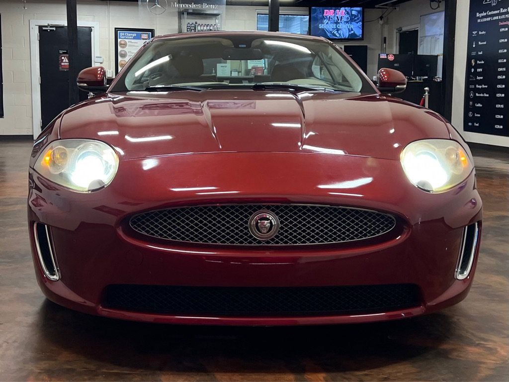 Used 2010 Jaguar XK Coupe RWD image 4