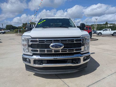 Used 2025 Ford F250 XLT w/ FX4 Off-Road Package AWD/4WD image 8