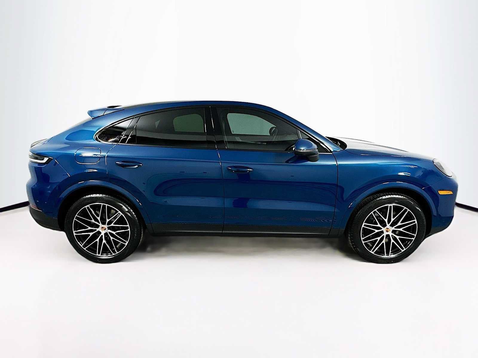 Used 2026 Porsche Cayenne Coupe AWD/4WD image 8