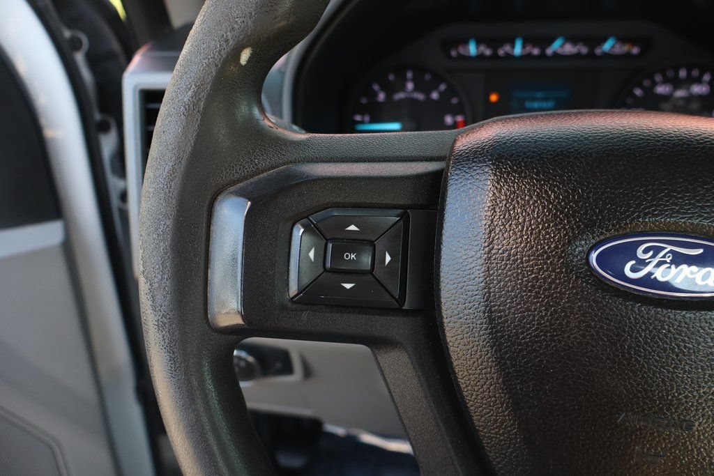 Used 2018 Ford F550 2WD Regular Cab Super Duty image 23