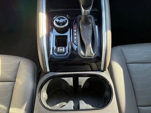 Used 2024 Chevrolet Colorado ZR2 w/ ZR2 Convenience Package III image 14