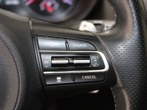 Used 2020 Kia Stinger GT1 RWD image 14