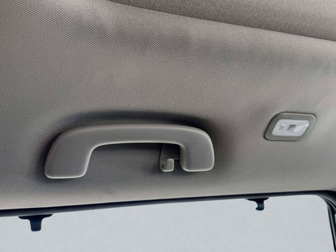 Used 2025 Honda Pilot Elite image 45
