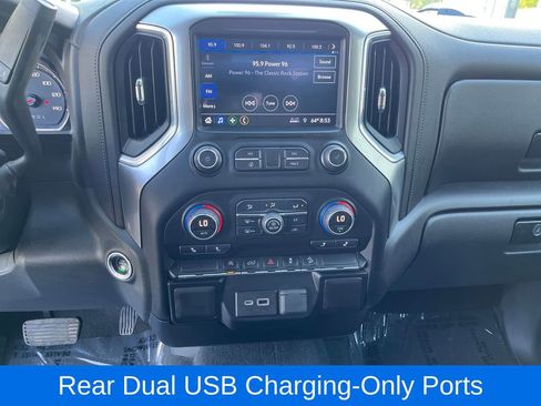 Used 2019 Chevrolet Silverado 1500 RST AWD/4WD image 23