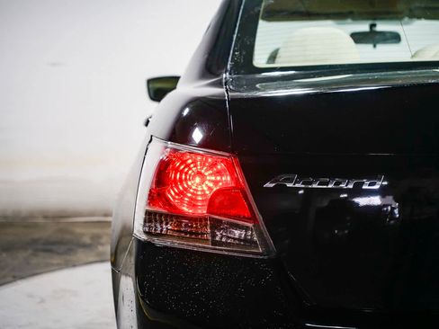 Used 2009 Honda Accord LX image 10