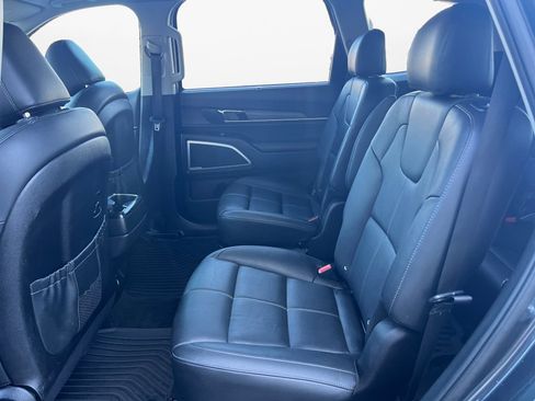 Used 2021 Kia Telluride EX w/ EX Premium Package image 16