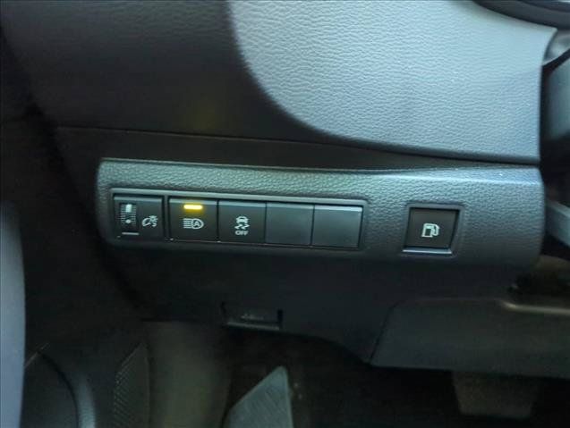 Certified 2026 Toyota Corolla SE FWD image 15