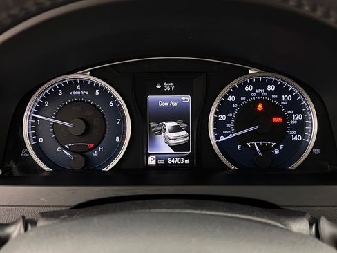 Used 2015 Toyota Camry XLE image 18