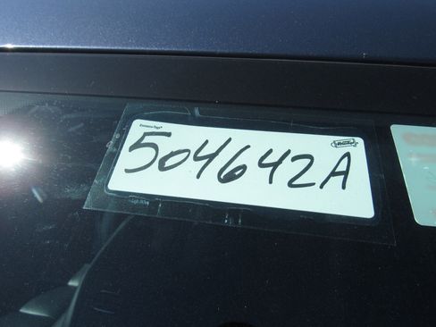 Used 2019 Toyota Highlander Limited image 7