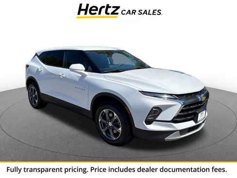 Used 2025 Chevrolet Blazer LT FWD image 1