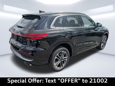 New 2026 Audi Q5 Premium Plus AWD/4WD image 2