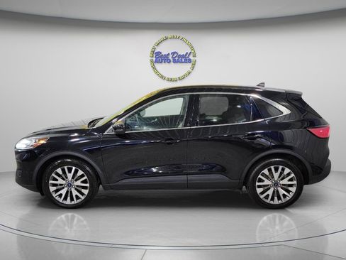Used 2020 Ford Escape Titanium FWD image 3