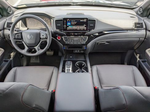 New 2026 Honda Ridgeline Black Edition image 9