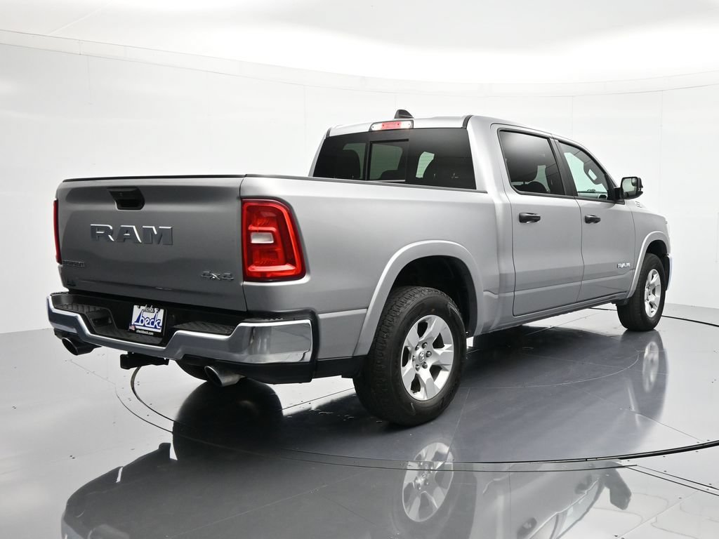 Used 2025 RAM 1500 Big Horn AWD/4WD image 5